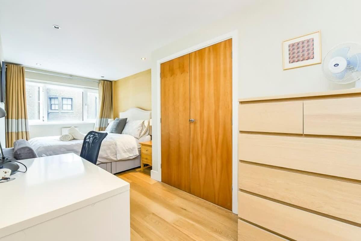 West End & Theatre-land 2 Beds & 2 Baths