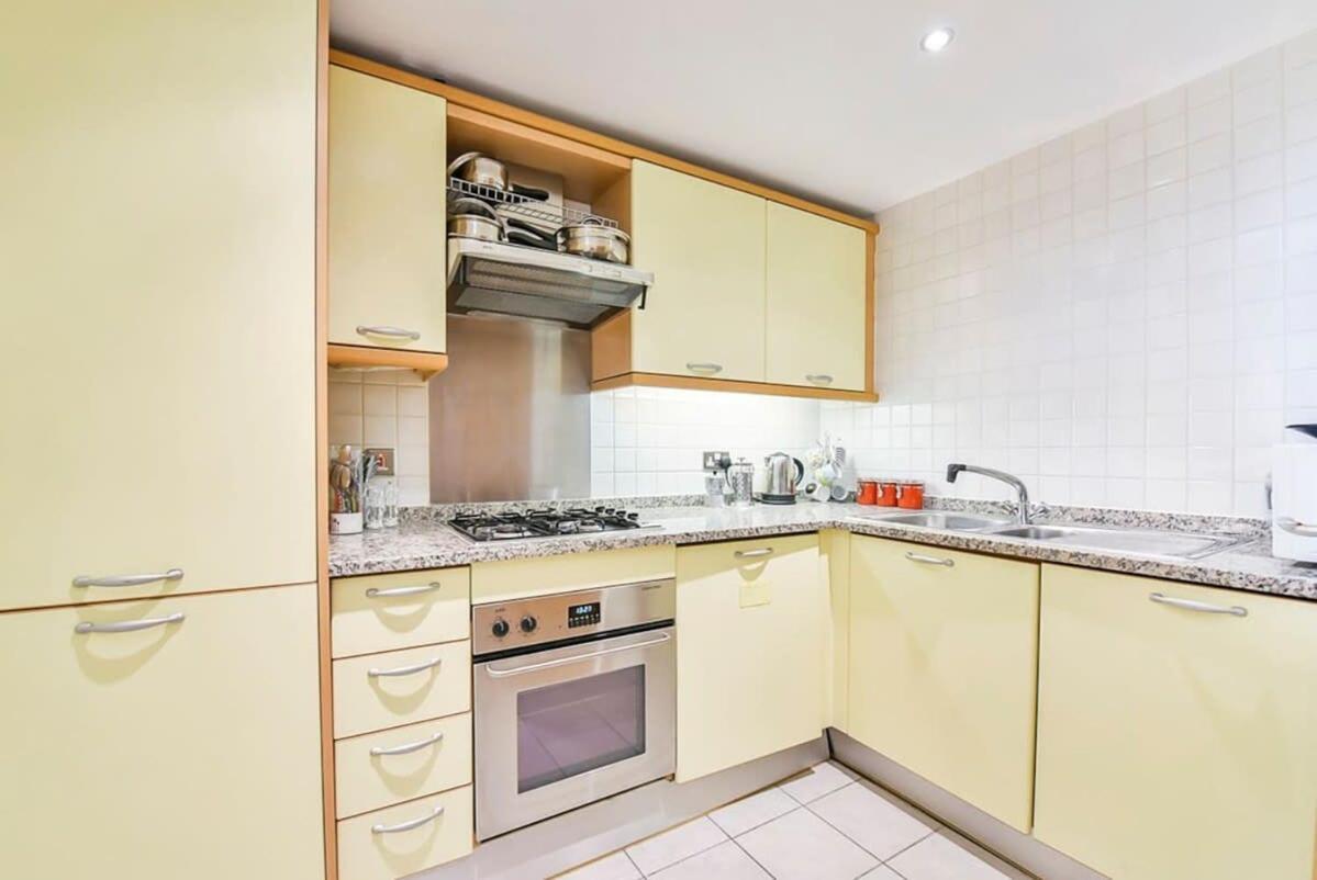 West End & Theatre-land 2 Beds & 2 Baths Appartamento